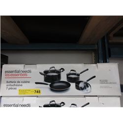 New 7 Piece cookware set