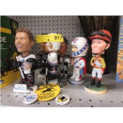 6 Bobble Heads & 4 Collector pins