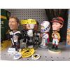 Image 1 : 6 Bobble Heads & 4 Collector pins