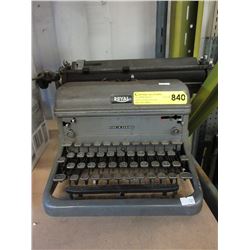 Vintage Royal manual typewriter