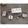 Image 2 : Lot of Hydraulic Control Valves/Pieces