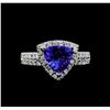 Image 2 : 1.90ct Tanzanite and Diamond Ring - 14KT White Gold
