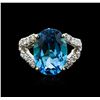 Image 2 : 14KT Yellow Gold 5.00ct Blue Topaz and Diamond Ring