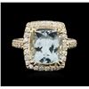 Image 2 : 14KT Yellow Gold 4.99ct Aquamarine and Diamond Ring