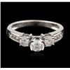 Image 2 : 14KT White Gold 0.60ctw Diamond Ring