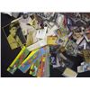 Image 2 : HUGE MIXED SPORTS LOT - CARDS OLD & NEW, STARS & ROOKIE, PHOTOS, AUTOGRAPHS, ODD