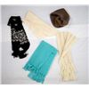 Image 1 : 4 Wool Neck Scarves and 1 Neck Collar