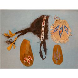 Blackfeet beaded hair piece, 3 small Chippewa Cree beaded assorted pieces
