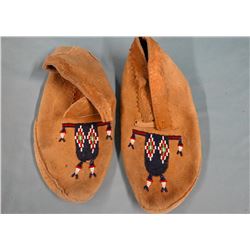 Chippewa Cree beaded smoked brain tanned buckskin moccasins, 10" long, Fields Collection