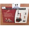 Image 2 : HEAVY DUTY TIRE CHANGER