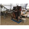 Image 2 : PYRAMID IRON WORKER
