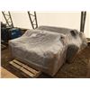 Image 1 : MICROFIBRE SOFA & LOVESEAT