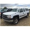 Image 1 : 2006 CHEV SILVERADO 2500HD P/U