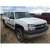 Image 2 : 2006 CHEV SILVERADO 2500HD P/U