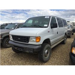 2006 FORD F350 VAN