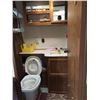 Image 8 : 1990 FRONTIER 26 FT. TRAVEL TRAILER