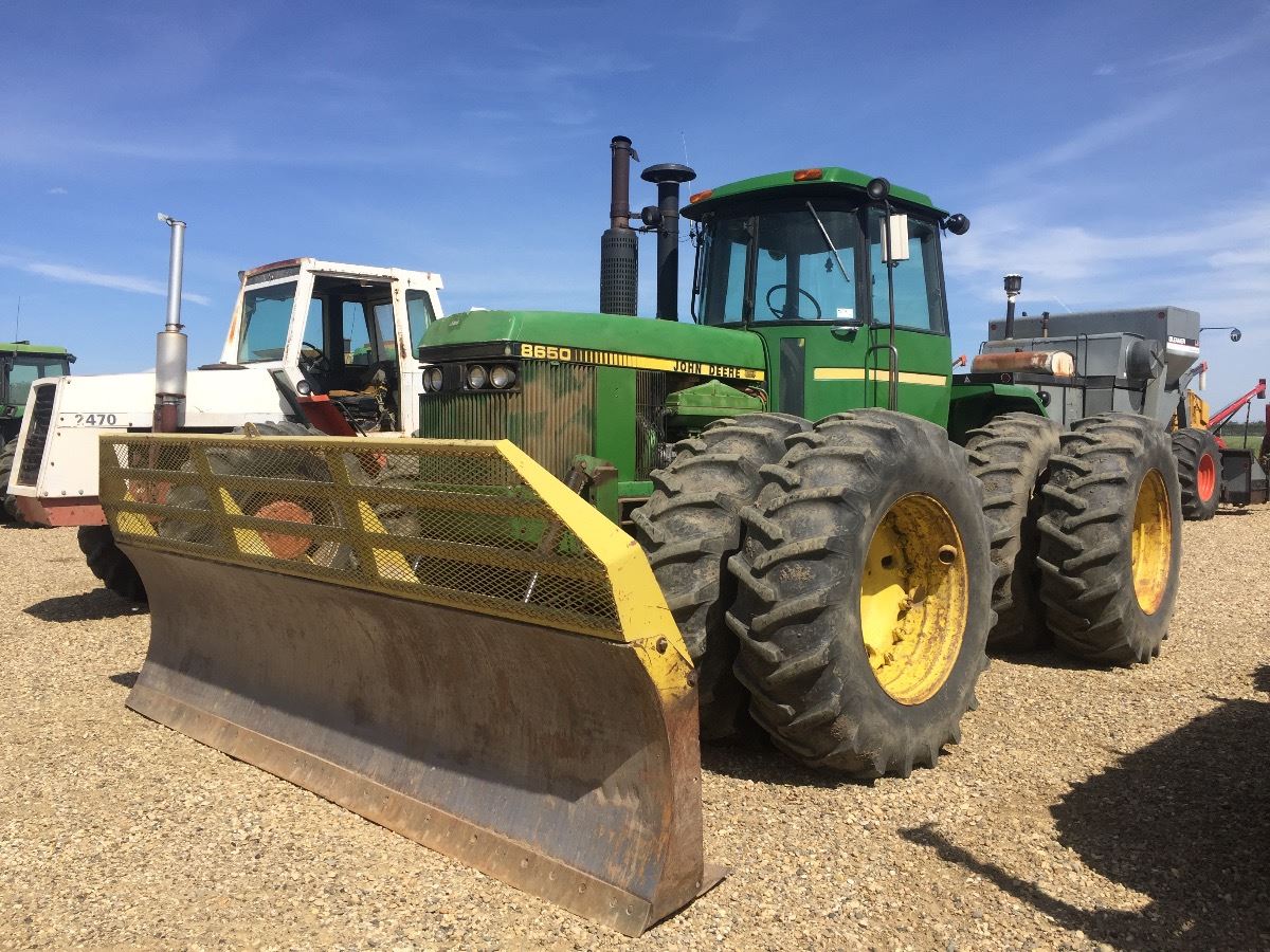 1983 JOHN DEERE 8650 4WD TRACTOR
