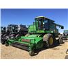 Image 1 : 1982 JOHN DEERE 8820 TURBO COMBINE