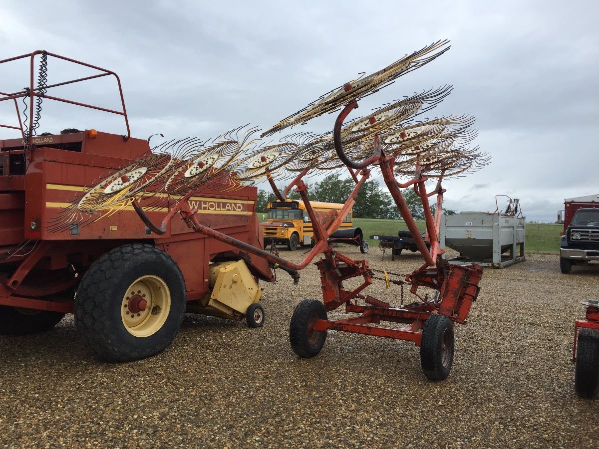 SITREX 12 WHEEL V-HAY RAKE