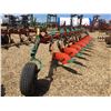 Image 2 : KVERNELAND D5 8X16" PLOW
