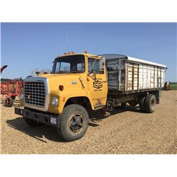 1979 FORD 800 GRAIN TRUCK