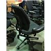 Image 2 : HUMANSCALE FREEDOM ULTRA  ERGONOMIC  TASK CHAIR