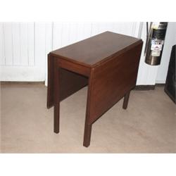 Georgian Mahogany Drop Leaf Table