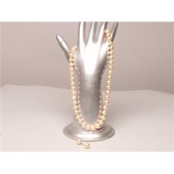 Cultured Pearl Necklace & Earrings