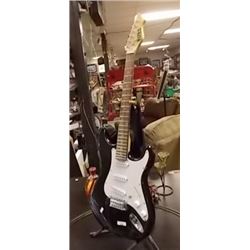 ELECTRIC GUITAR - NOVA - stand not included