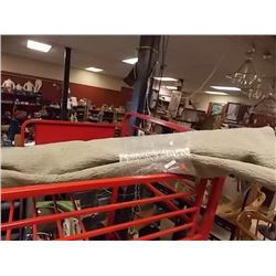 AREA CARPET