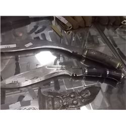 KNIFE - CURVED BLADE - MED