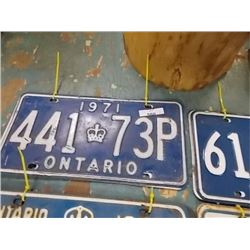 VINTAGE LICENSE PLATES - 2 TTL - 1971