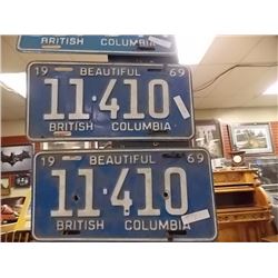 VINTAGE LICENSE PLATES - 2 TTL - 1969 - BC