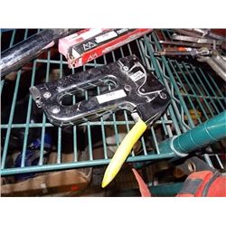 HEAVY DUTY STAPLER