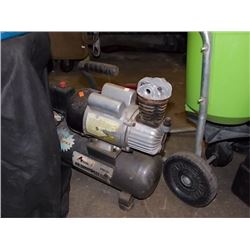 AIR COMPRESSOR - 2 GAL
