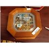 Image 1 : JEWELRY BOX & CONTENTS