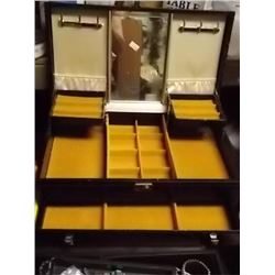 JEWELRY BOX & CONTENTS