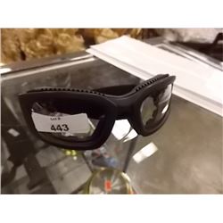GOGGLES - 3M - AIR FLOW SAFETY GOGGLES - NEW