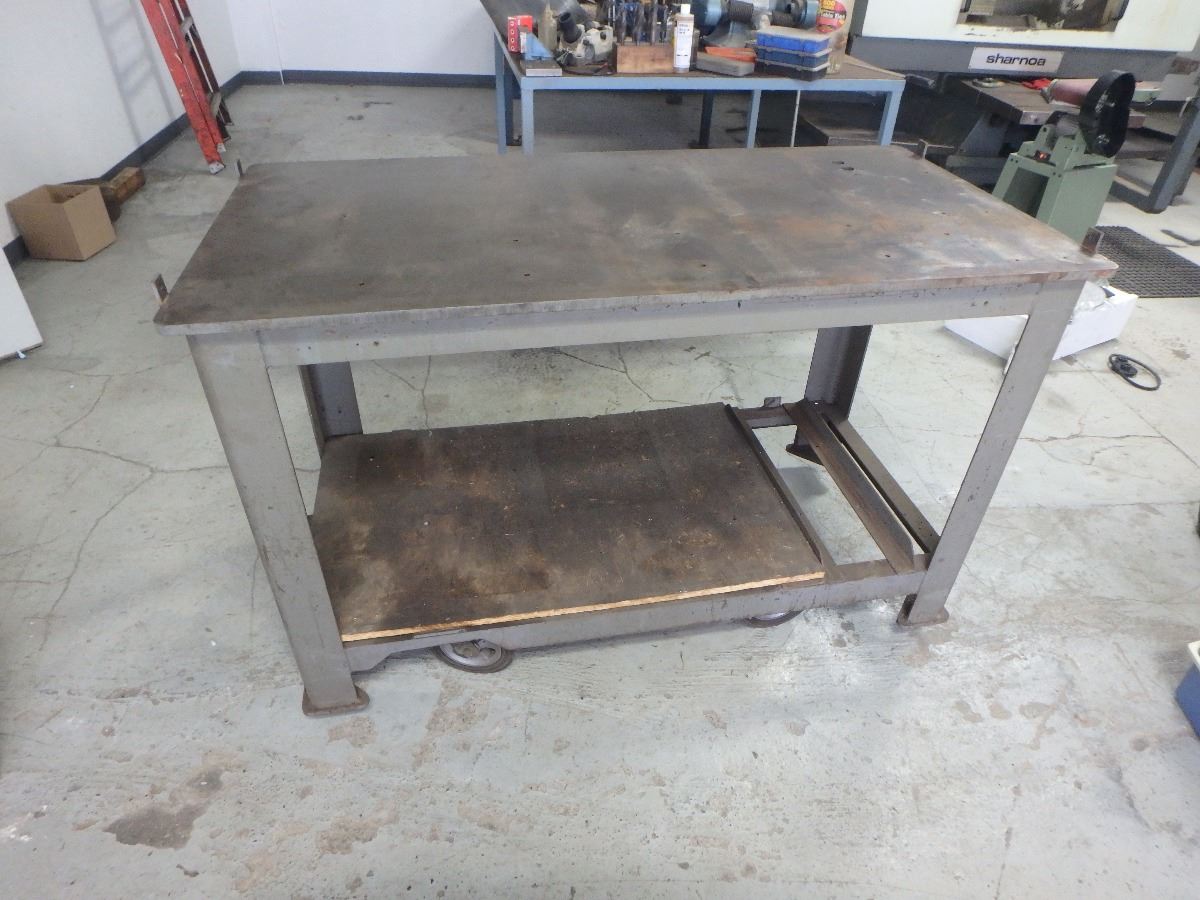 Heavy Duty Steel ROLLING Work Table, 61
