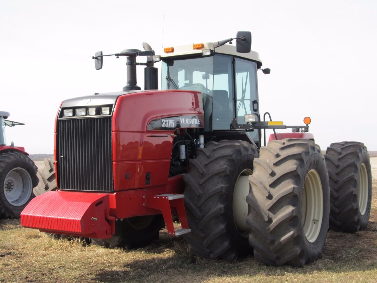 Versatile Classic 2012 VERSATILE 2375 CLASSIC 4WD 375 HP TRACTOR