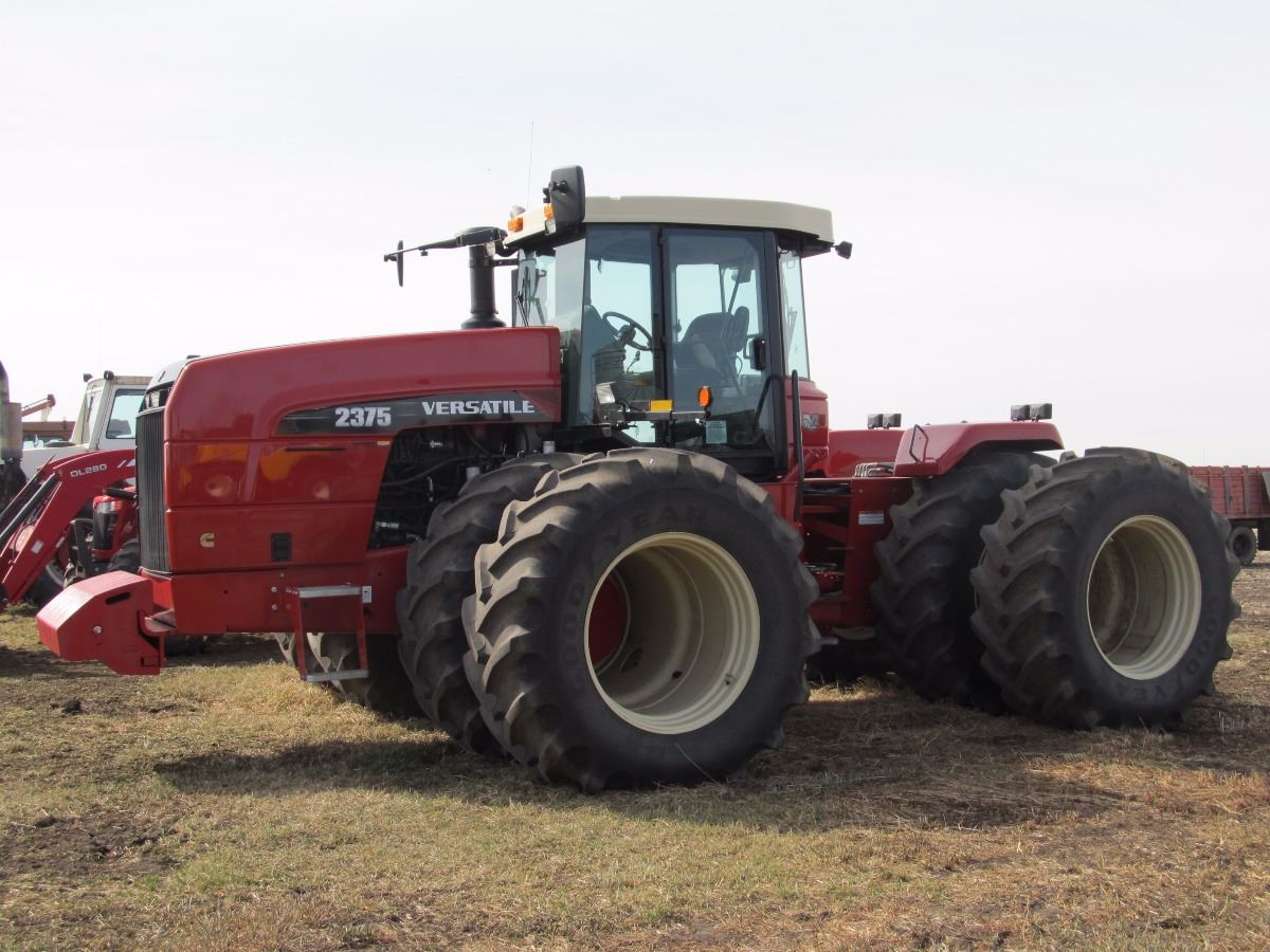 Versatile Classic 2012 VERSATILE 2375 CLASSIC 4WD 375 HP TRACTOR