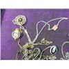 Image 3 : BOX LOT LADIES VINTAGE JEWELRY NECKLACE PIN MORE!