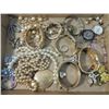Image 1 : BOX LOT LADIES VINTAGE JEWELRY BRACELET NECKLACE