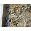 Image 3 : BOX LOT LADIES VINTAGE JEWELRY BRACELET NECKLACE