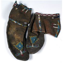 Vintage Plains Leather and Beaded Moccasins