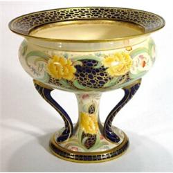 Victorian hand coloured and transfer printed Foley faience pedestal bowl, decorated with a continuou