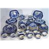 Image 1 : Large quantity of Burgess & Lee blue and white willow patterned tea/dinnerware including two tureens