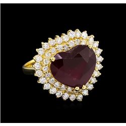 10.98ct Ruby and Diamond Ring - 14KT Yellow Gold