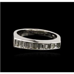 18KT White Gold 0.69ctw Diamond Ring