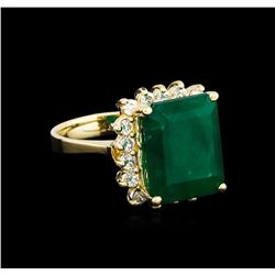 7.71ct Emerald and Diamond Ring - 14KT Yellow Gold